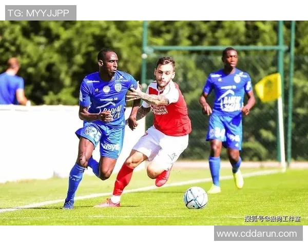 法乙特鲁瓦主场迎战卡昂争夺关键三分的精彩对决分析