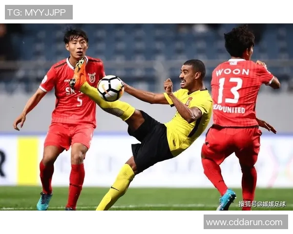 首尔FC与济州联激战正酣比分悬念引人关注 首尔FC与济州联激战正酣比分悬念引人关注