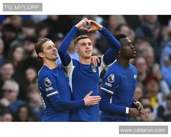 曼联与切尔西激战第28轮巅峰对决谁将笑到最后争夺荣耀 曼联与切尔西激战第28轮巅峰对决谁将笑到最后争夺荣耀