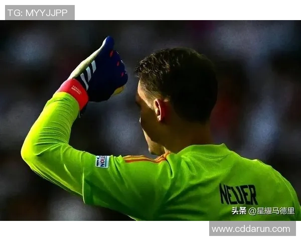 诺伊尔：守护球门的传奇门将与他的辉煌足球生涯探索